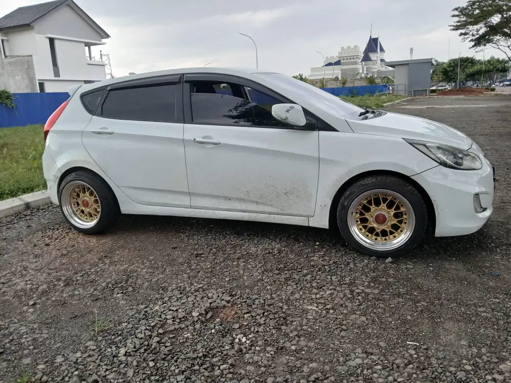 Hyundai Grand Avega 2012 Bensin