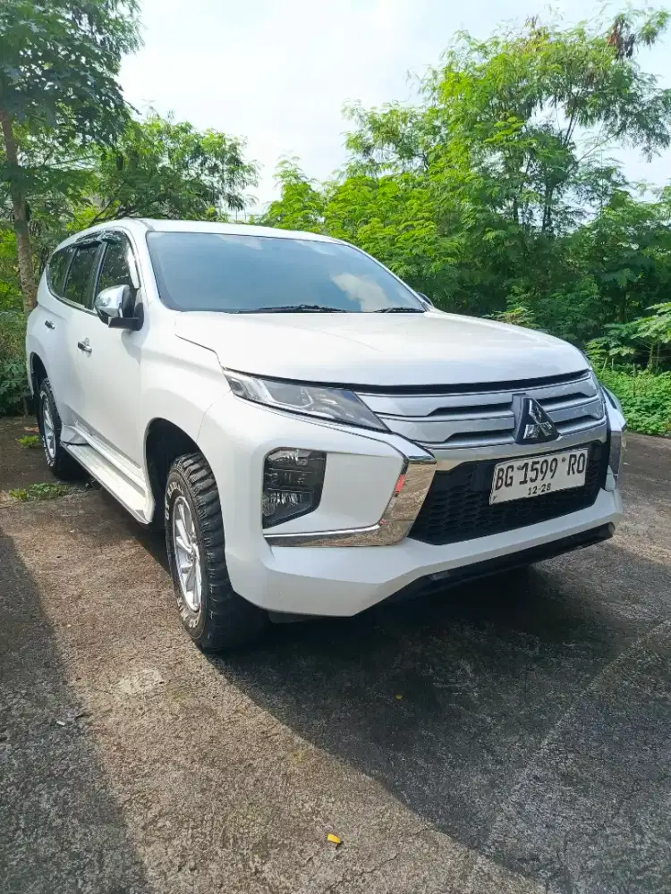 2023 Pajero Sport GLX 2.5 Manual Solar 4x4