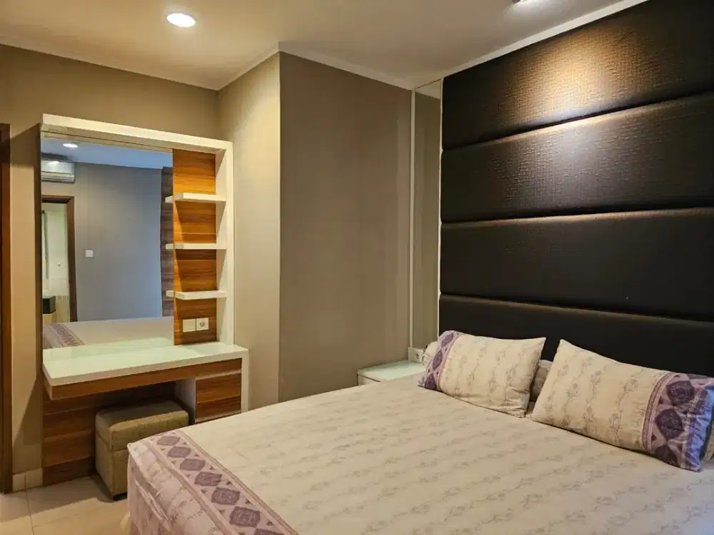Rent Sahid Sudirman Apartment With 2 Bedrooms, Furnished