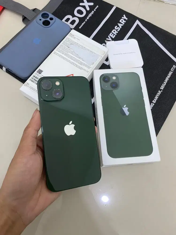 iPhone 13 128GB iBox