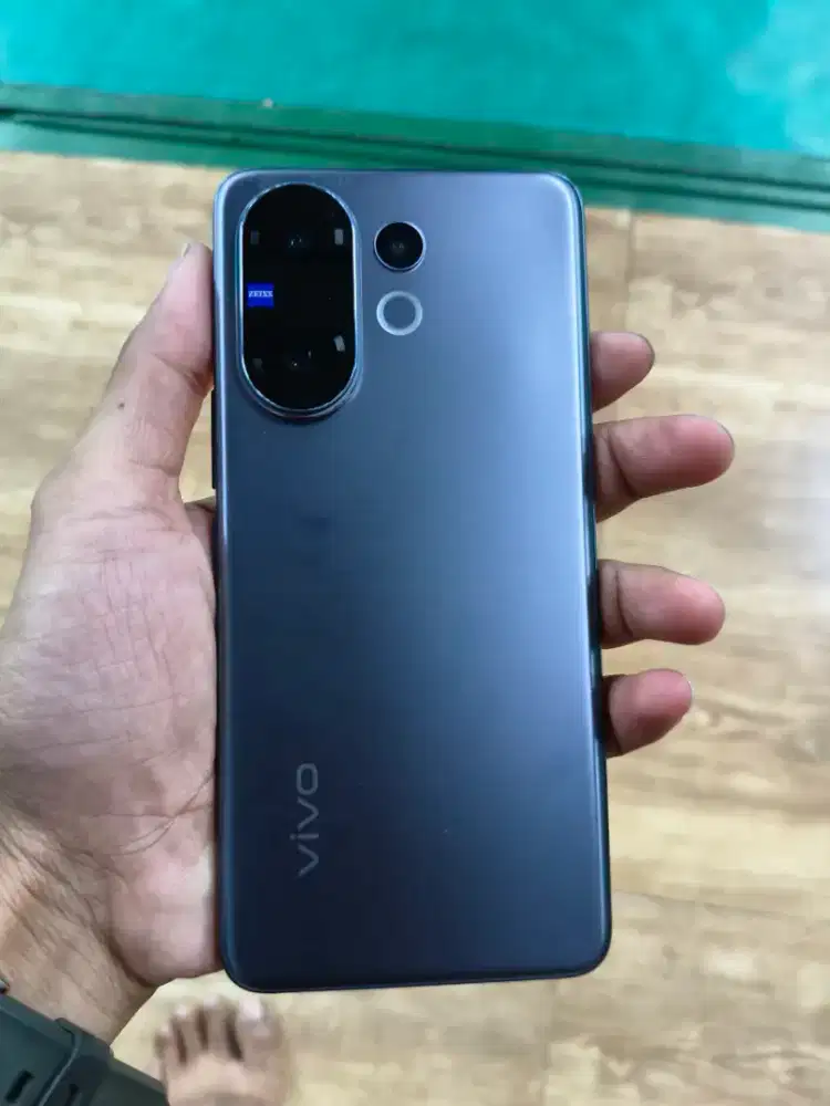 Vivo V60 ram 12/256 fullset