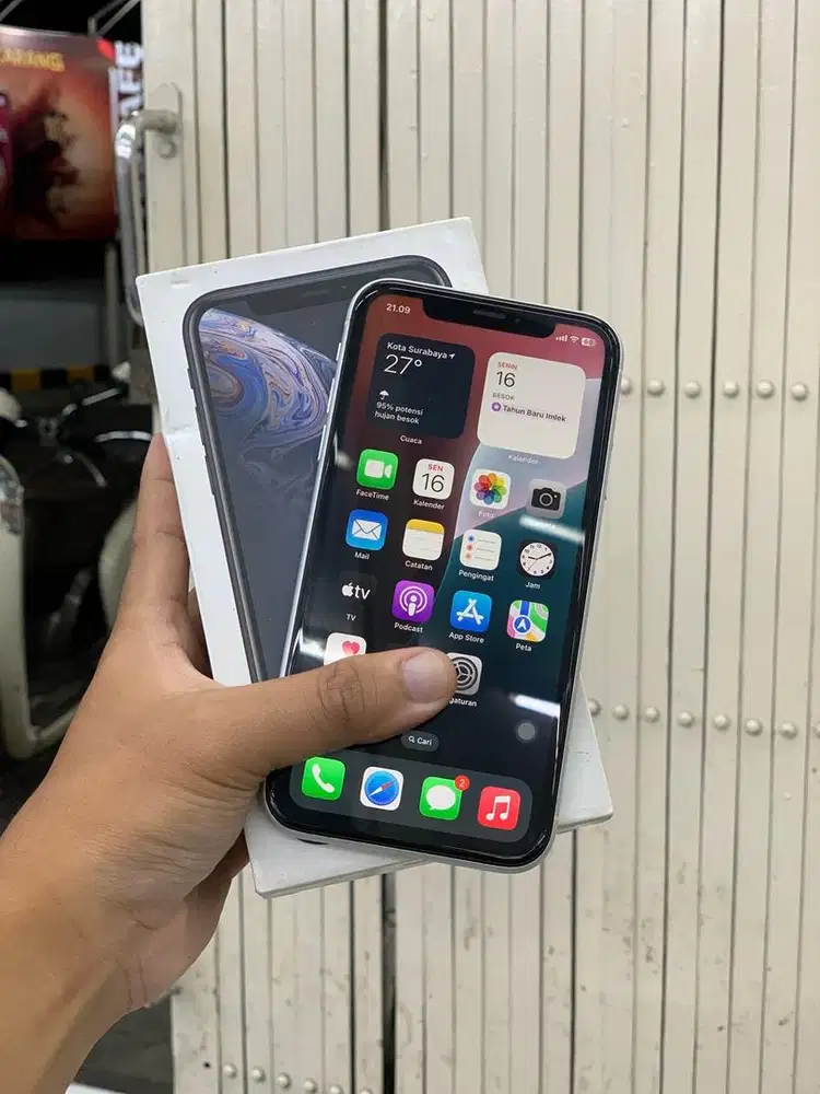 iphone xr 128gb starlight white whitelist all operator