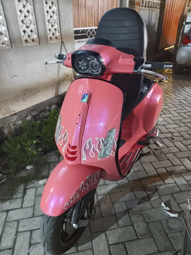 Vespa super full modifikasi