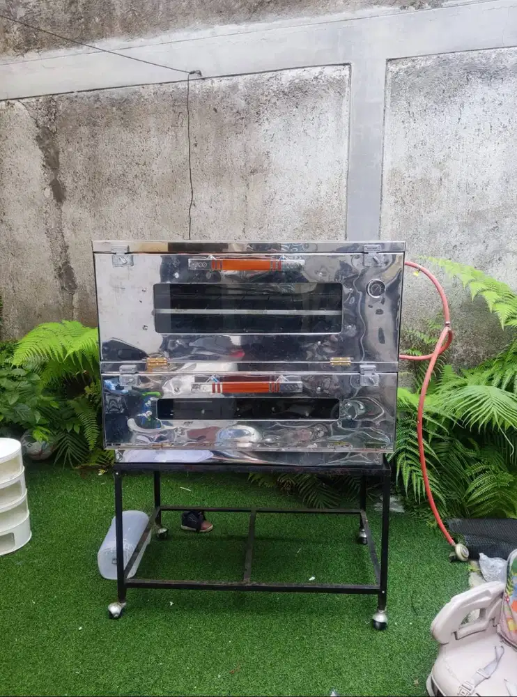 Oven Gas dua Pintu