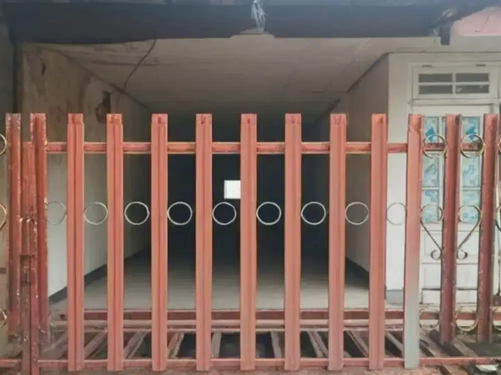 Rumah Bangunan Masih Kokoh, Utan Kayu, Jakarta Timur