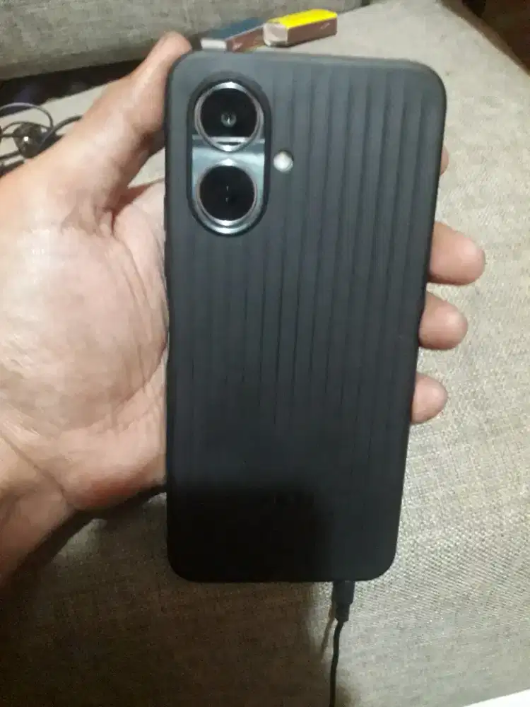 Tecno spark Go 2 3+3/64 layar 120hrz