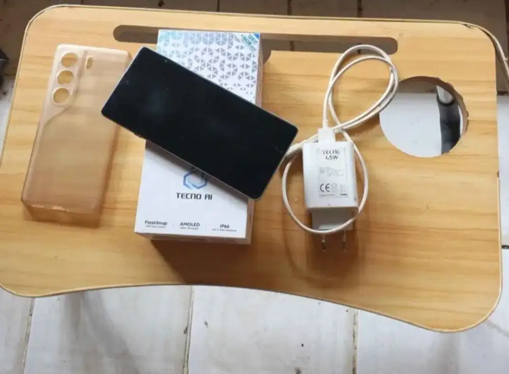 Tecno Camon 40 8/128