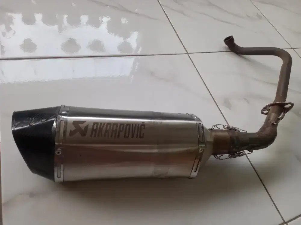 Knalpot Akrapovic Honda ADV 150