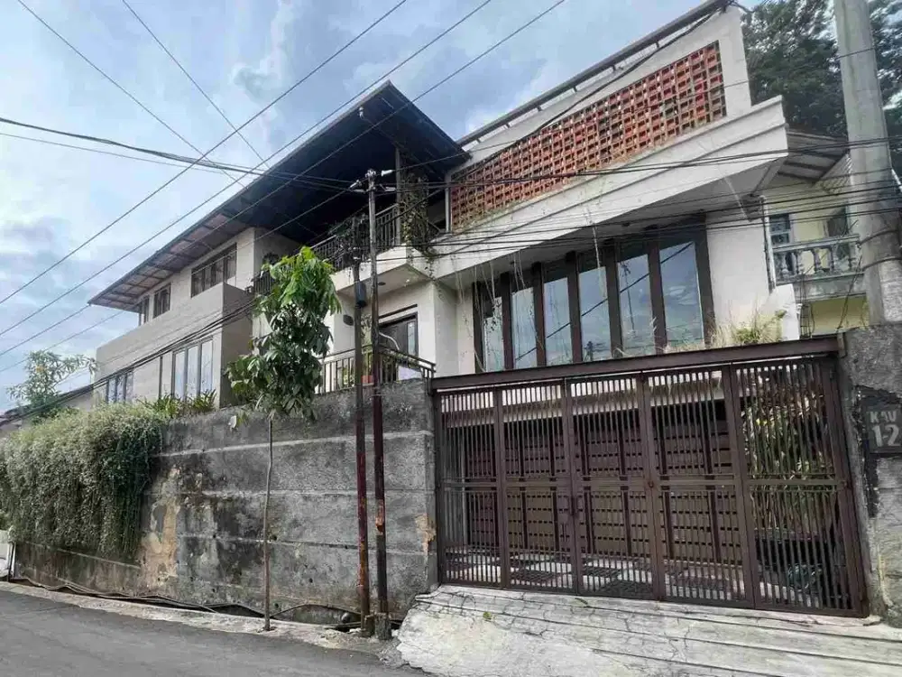Dijual Rumah Bagus Harga Murah di Komplek Bumi Pasundan Arcamanik Kota Bandung