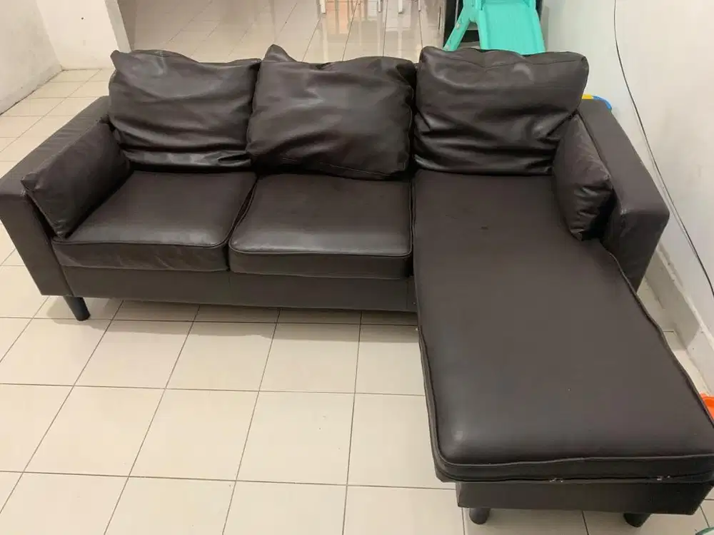 Sofa L Produk Selma NO MINUS DAN NO ROBEK KULITNYA!!!