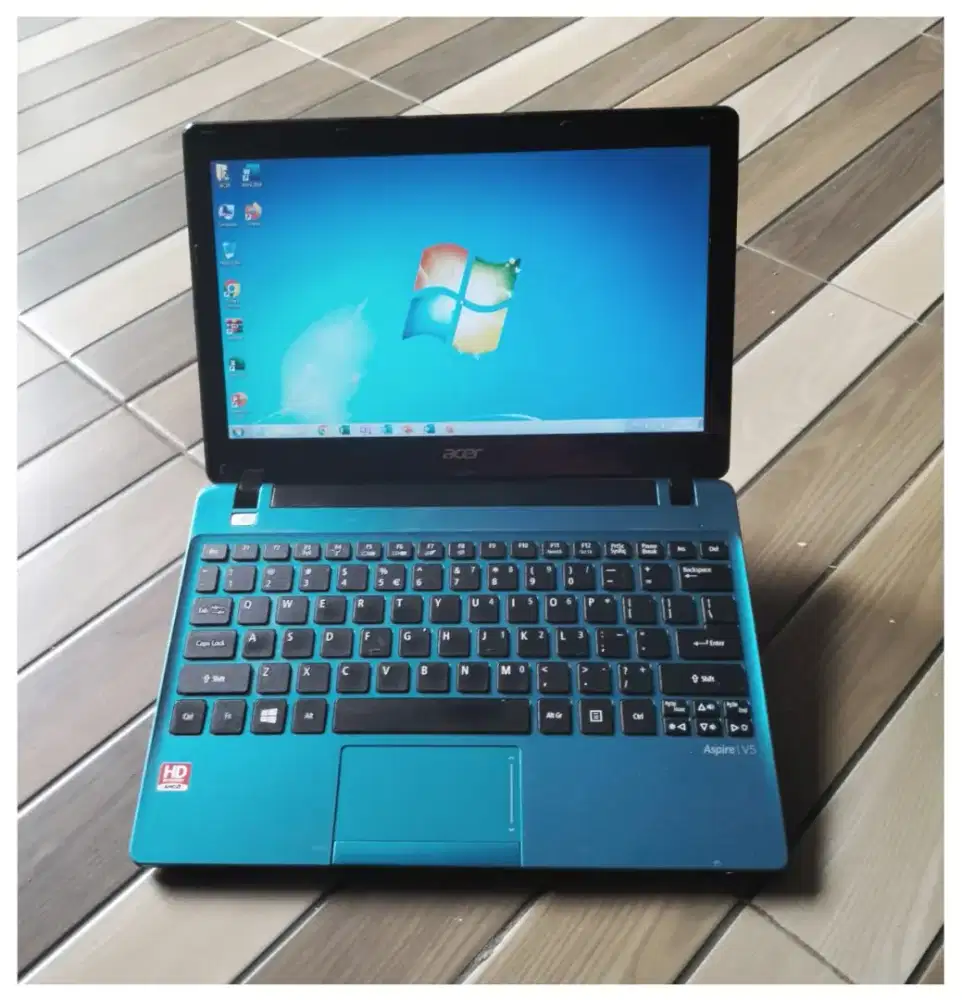 Acer V5 121 AMD Ram 4GB HDD 320GB Normal Mulus