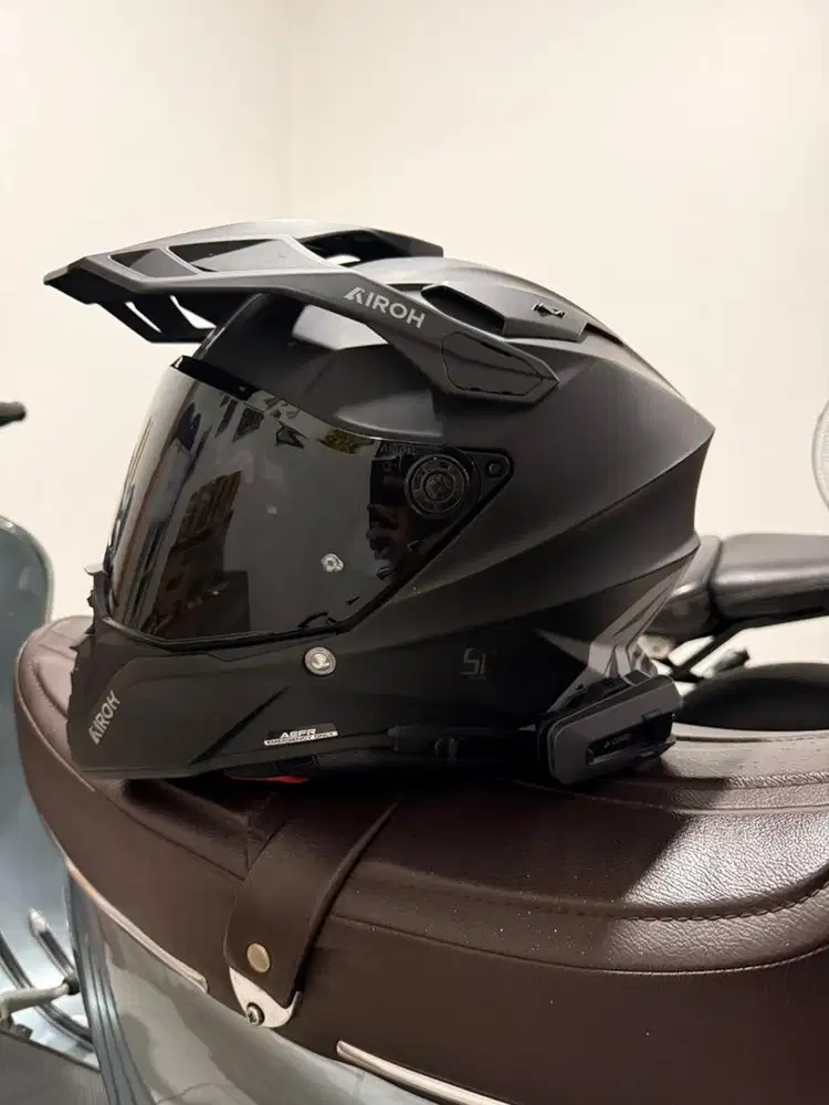 For sale helm Airoh Commander