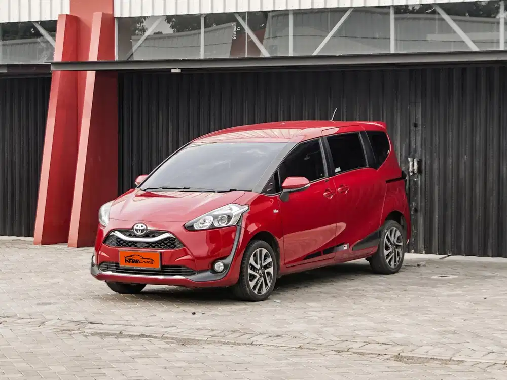 Toyota Sienta V Matic 2019 Merah Ganjil