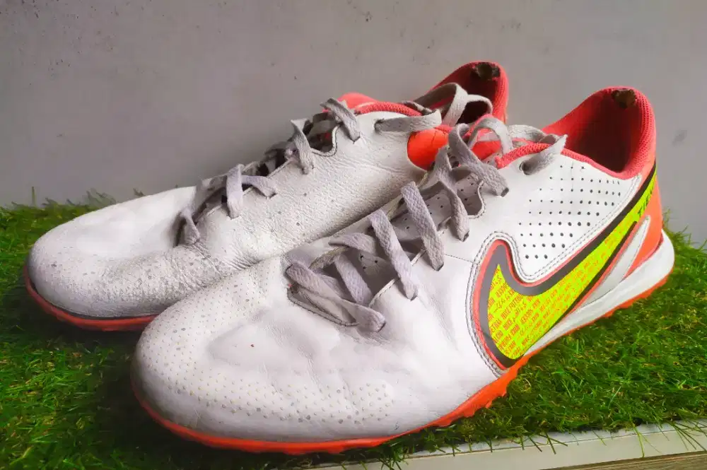 Jual sepatu Nike Tiempo uk 45 murmer aja