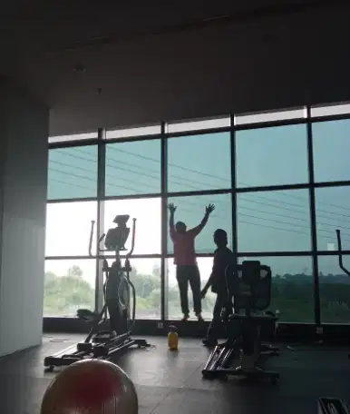 Aneka Kaca Film dan Sticker untuk kebutuhan Gedung, Perkantoran, hotel