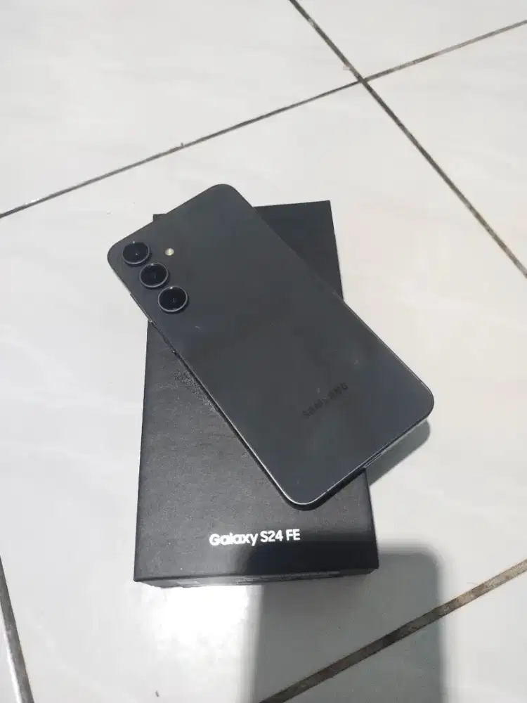 Samsung s24 fe ram 8/256 gb second sein hp dus aja