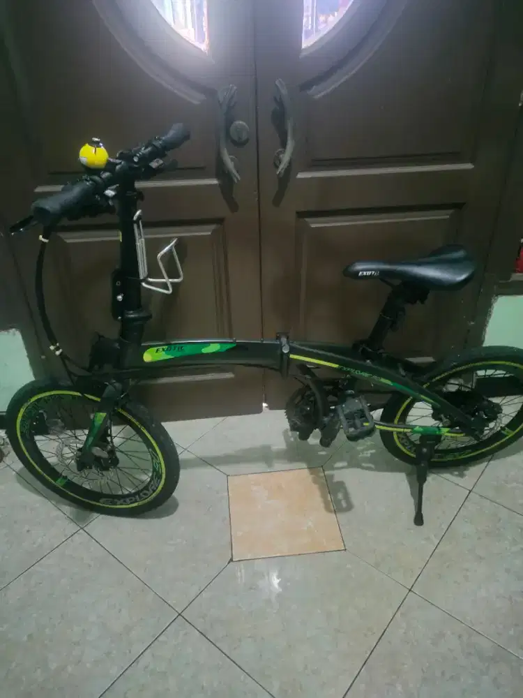 Sepedah lipat merk exotic