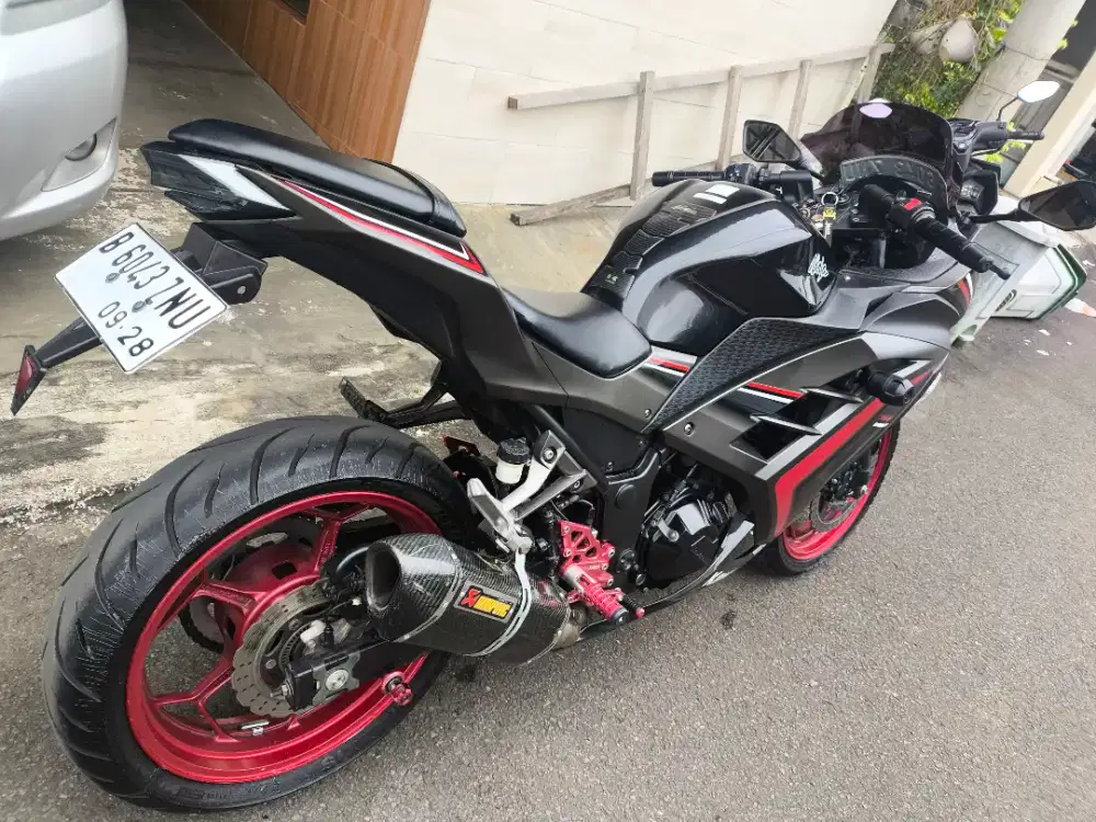 NINJA 250Fi SE LTD 2016 , kondisi mulus terawat. km 30rb