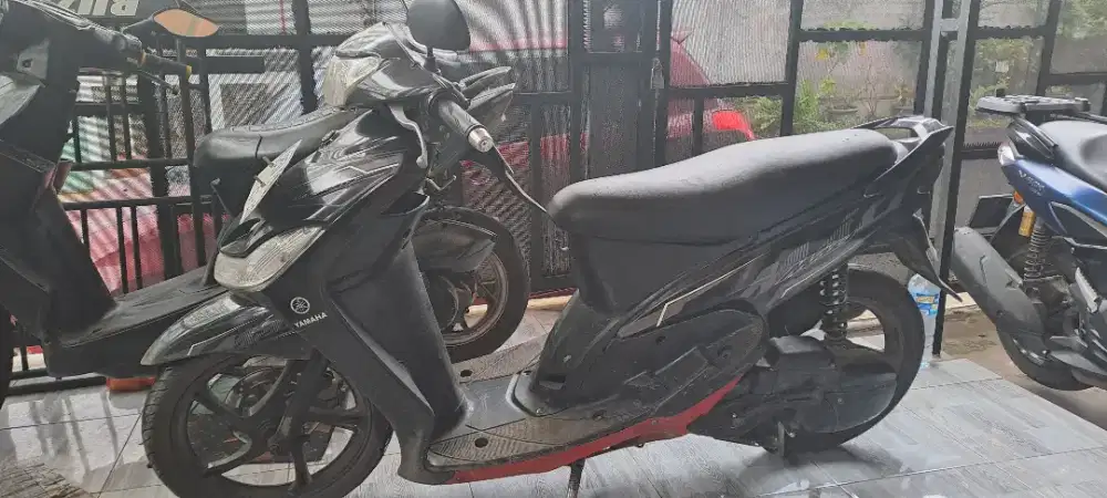 MIO SMILE 2011 HITAM