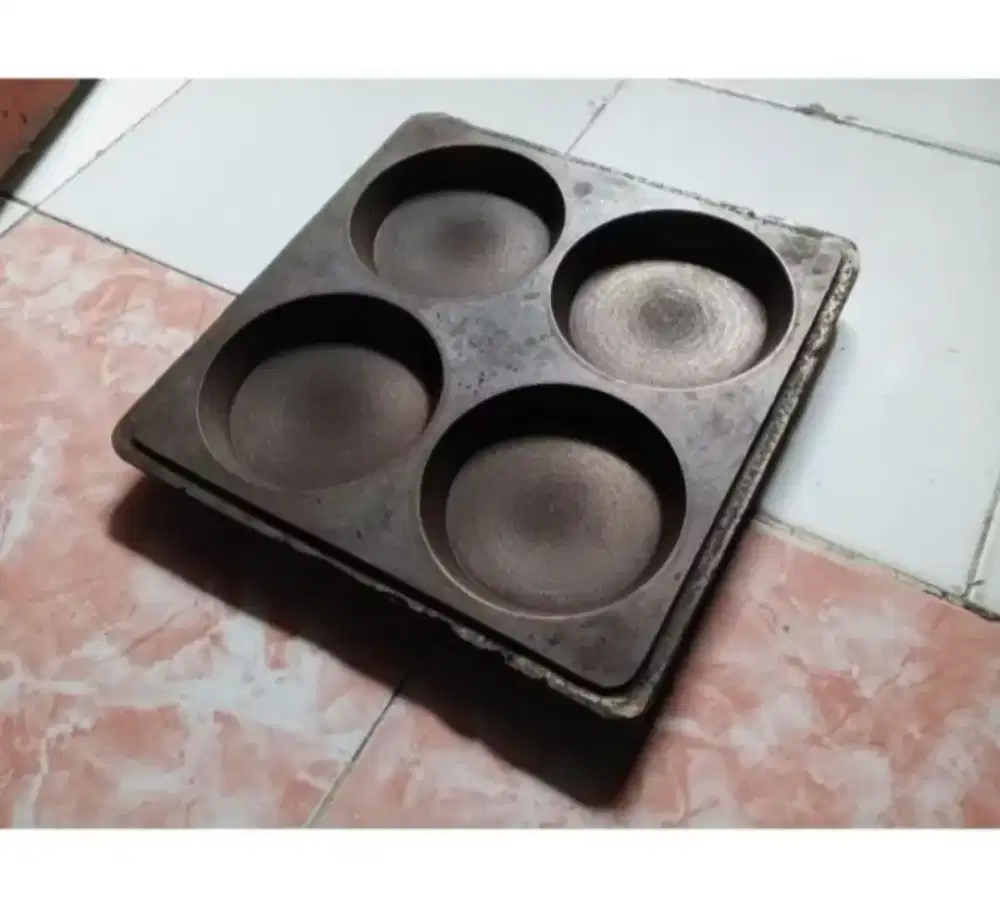 Loyang terang bulan / Loyang martabak manis