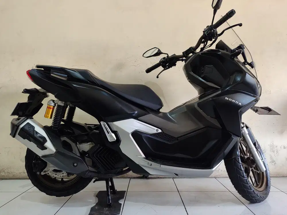 ADV 160 ABS 2024 istimewa mulus terawat siap pakai...