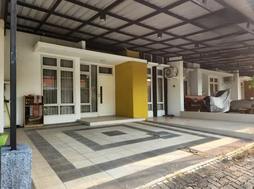 Rumah graha Padma semarang barat