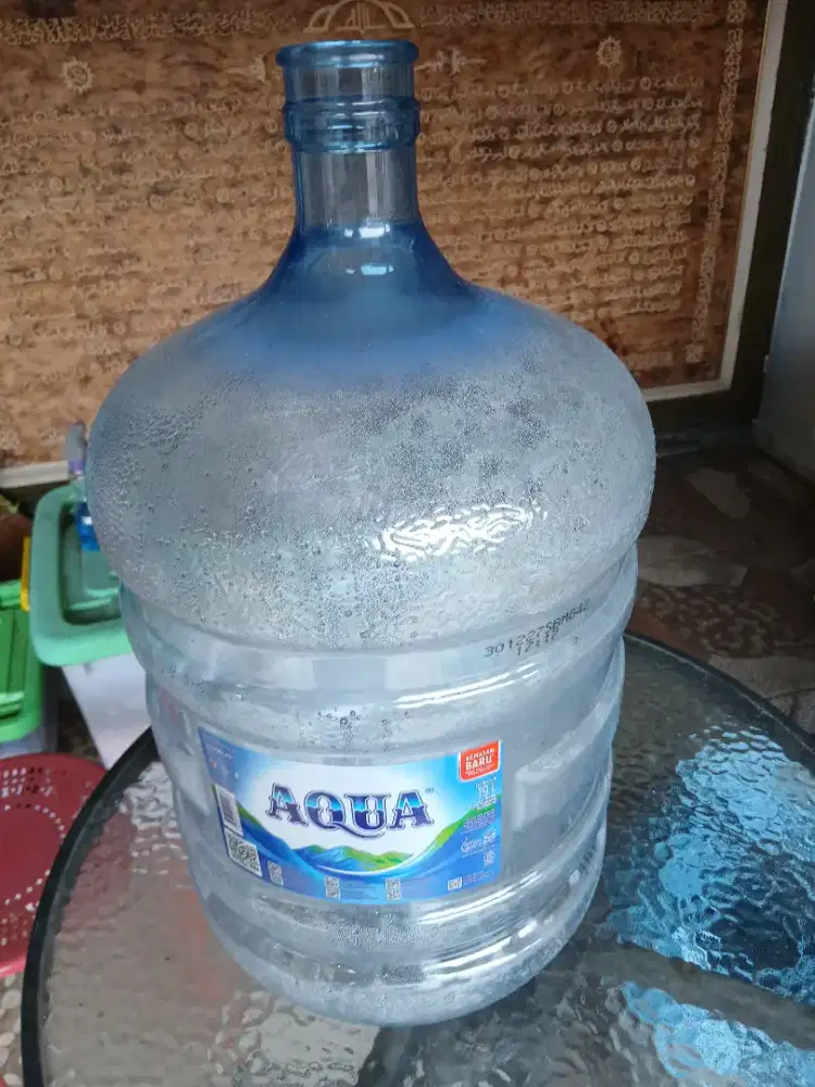 Galon Aqua kosong