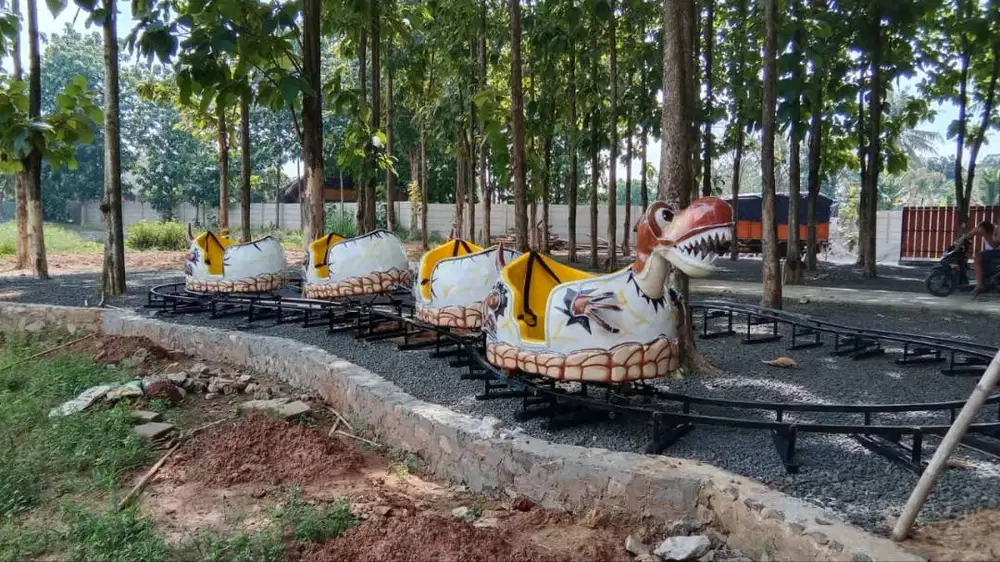 Komedi Putar Dino Naik Turun