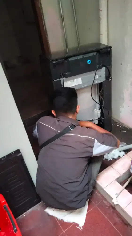 SERVICE DISPENSER WATER HEATER AC MESIN CUCI KULKAS DLL BERGARANSI
