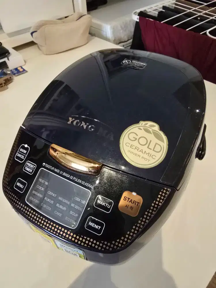 Rice Cooker Digital Yongma Yong Ma 1.8 Liter Good Condition