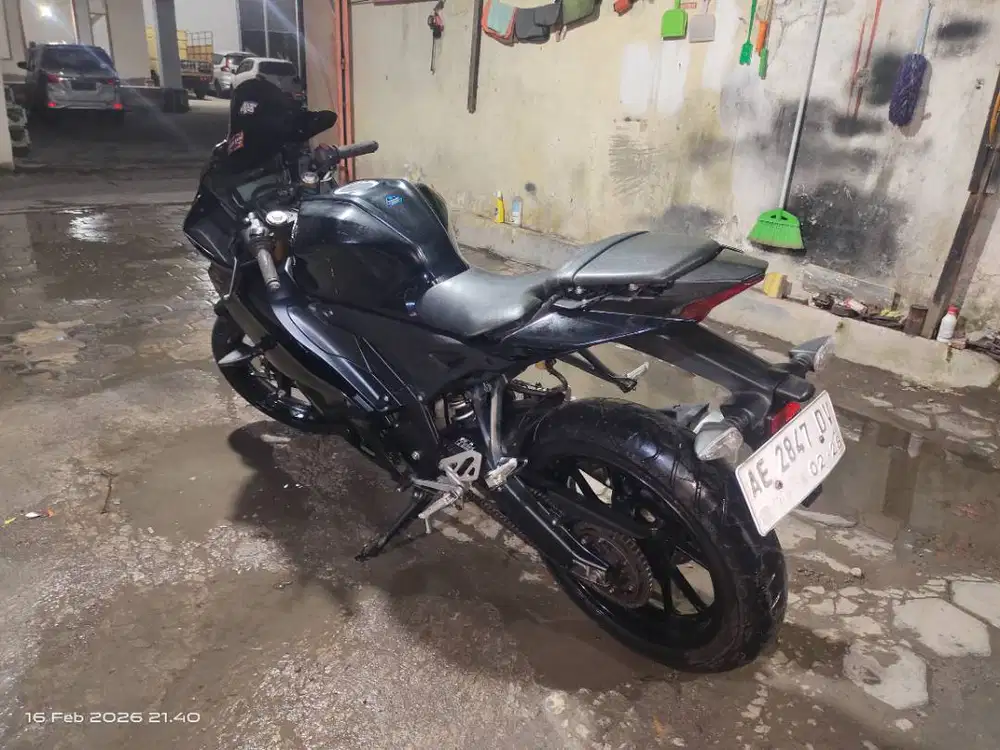 Sepeda Motor Yamaha YZF R15