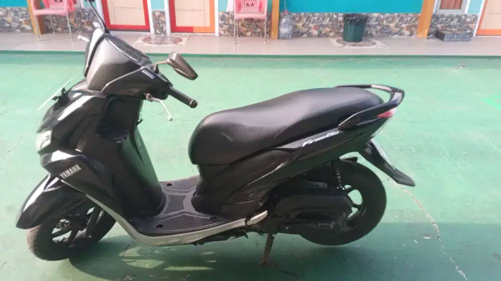 Yamaha Freego Hitam 2020