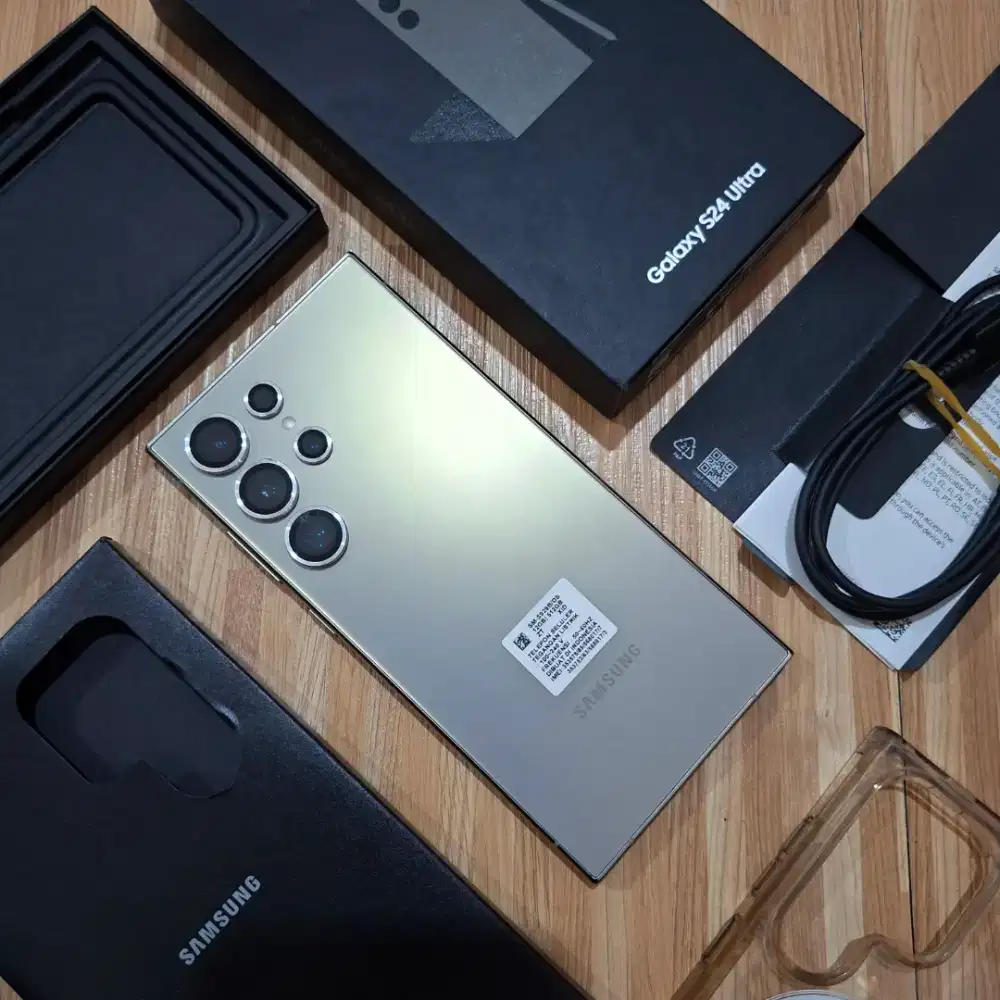 Samsung Galaxy S24 Ultra 12/512 SEIN Fullset
