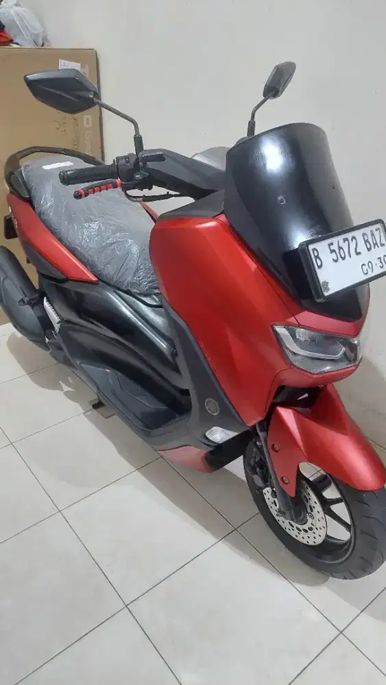 YAMAHA NMAX 2020 GRESS LIKE NEW
