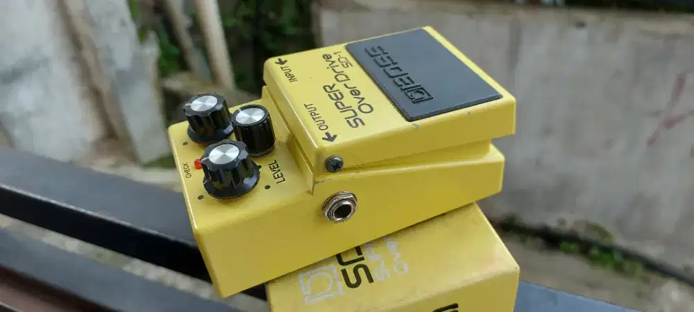 Efek Boss SD 1 bekas normal