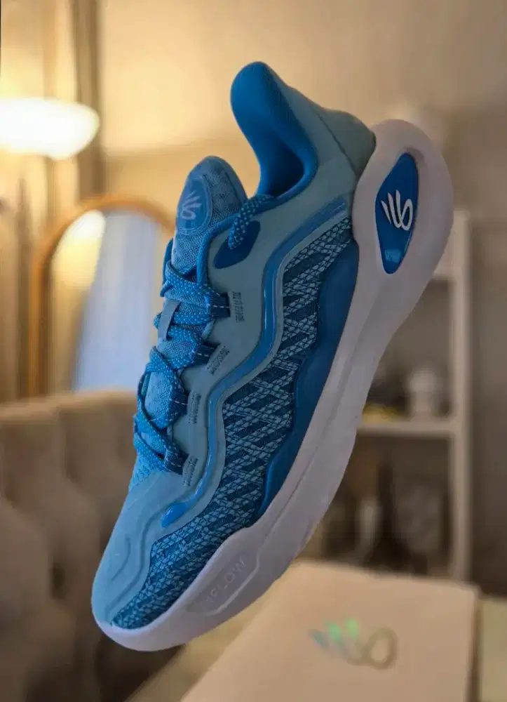 Curry 11 Mouthguard BNIB size US10/EUR44