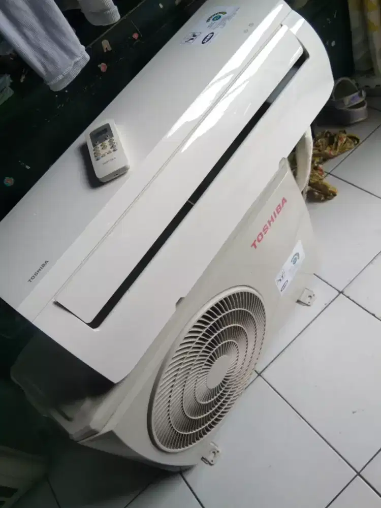 D jual ac Toshiba 1/2 pk sama pasang terima dingin