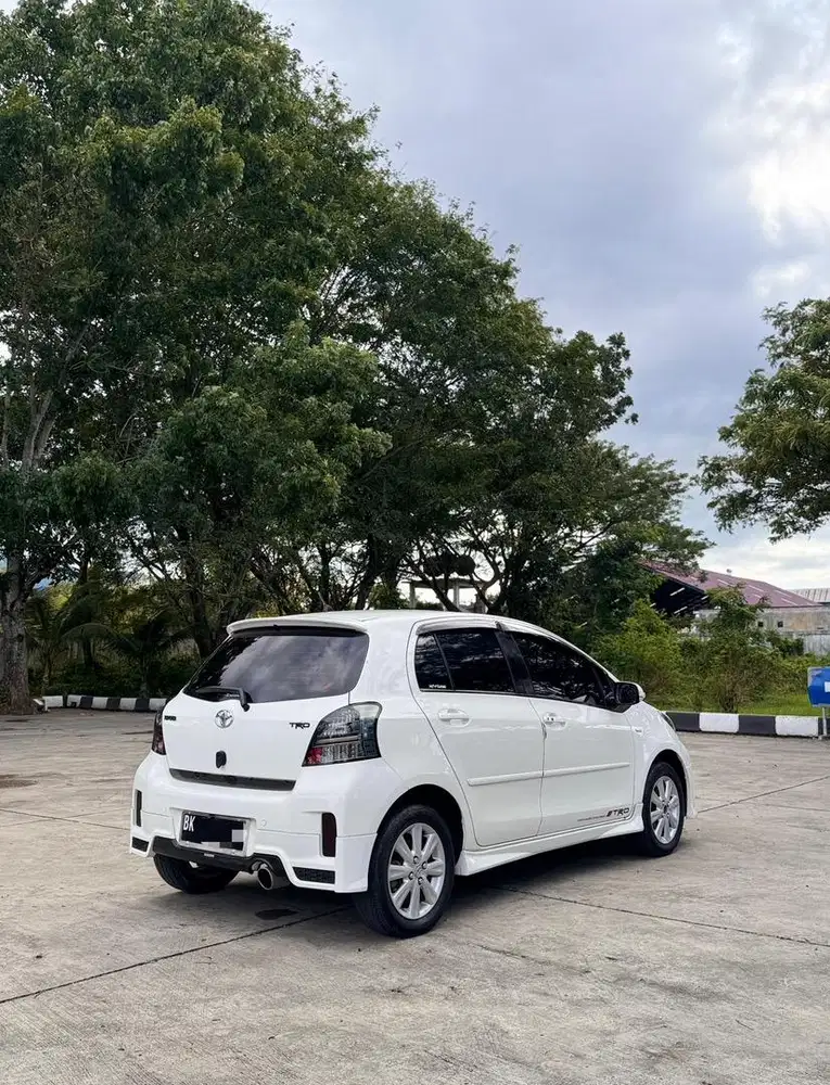 YARIS S TRD 2011 METIC