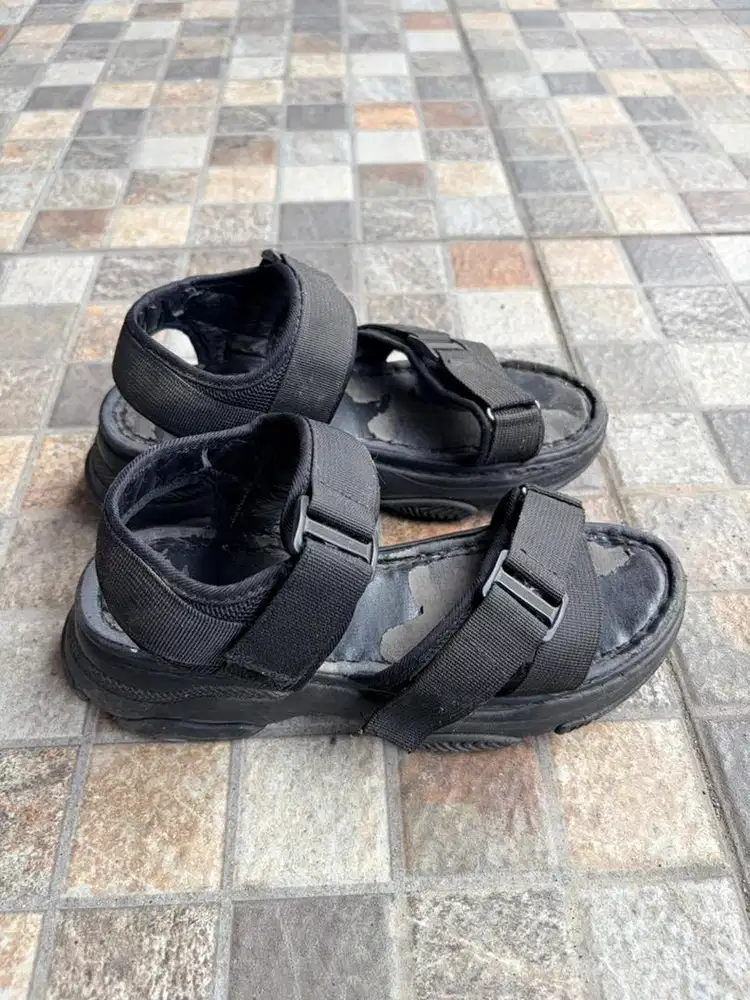 Sandal wanita size 38