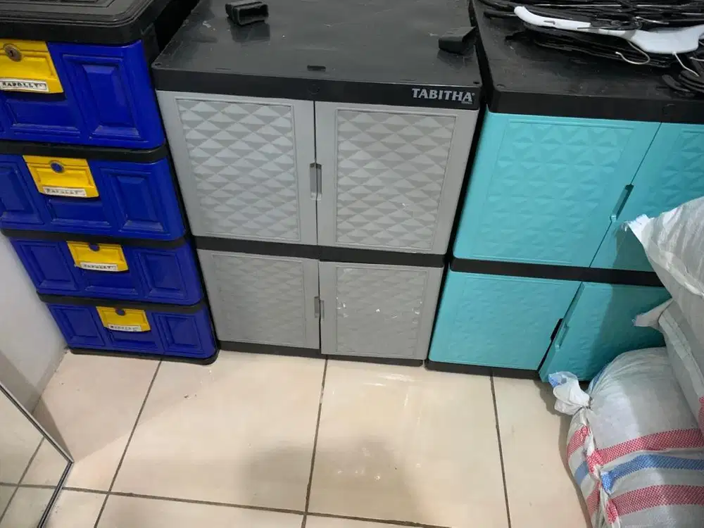 Lemari plastik 3pcs