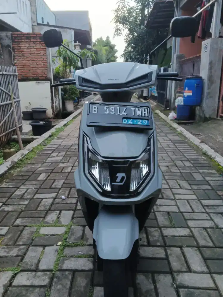 Motor listrik United MX 1200 th 2024 mulus siap pakai