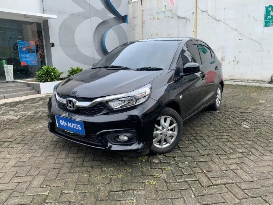 DP MURAH Honda Brio Satya 1.2 E Bensin-AT 2023 Hitam CKIOB
