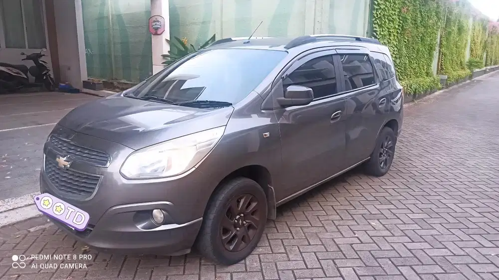 Chevrolet Spin 2013 Bensin