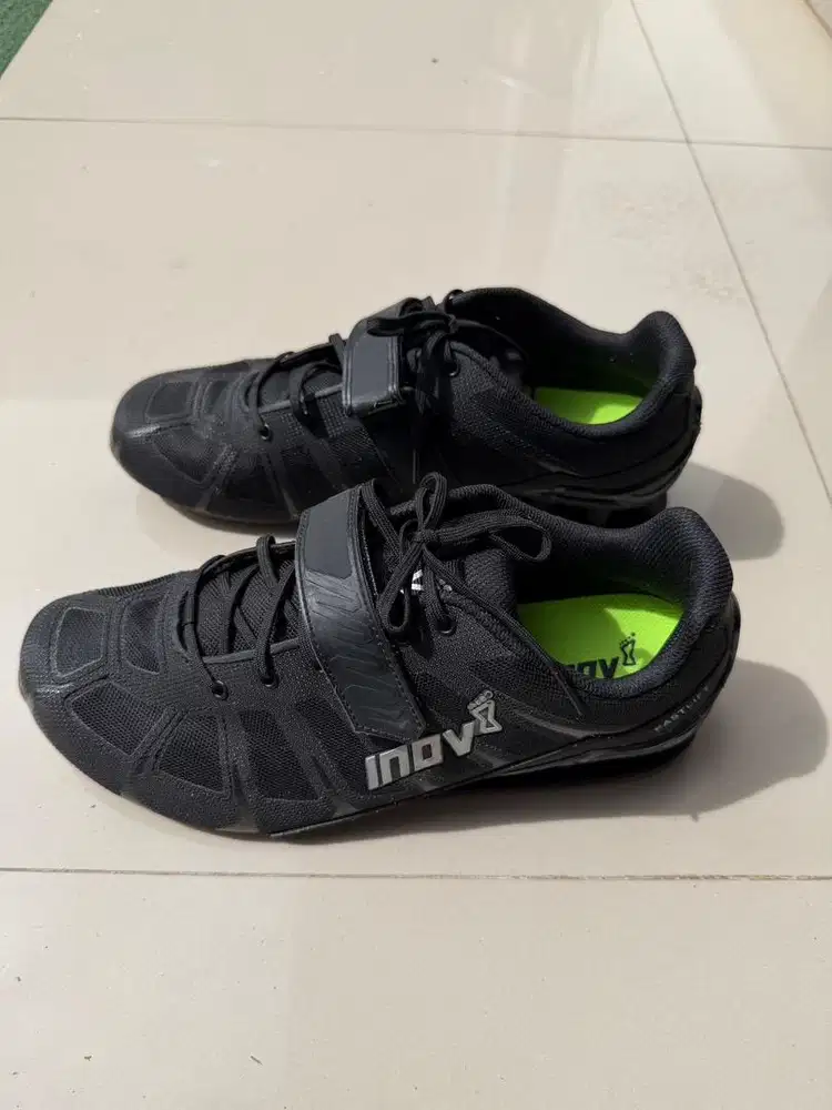 Sepatu deadlift power lifter gym