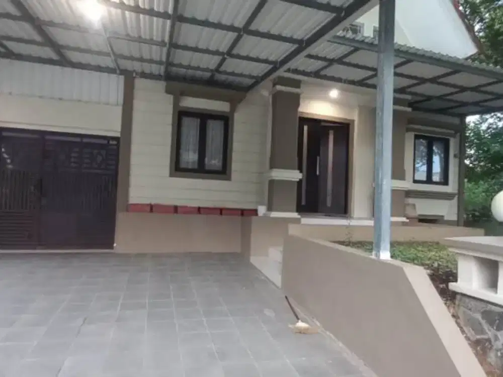 Dijual Rumah di Kota Baru Parahyangan, Mewah Strategis Tatar Pitaloka