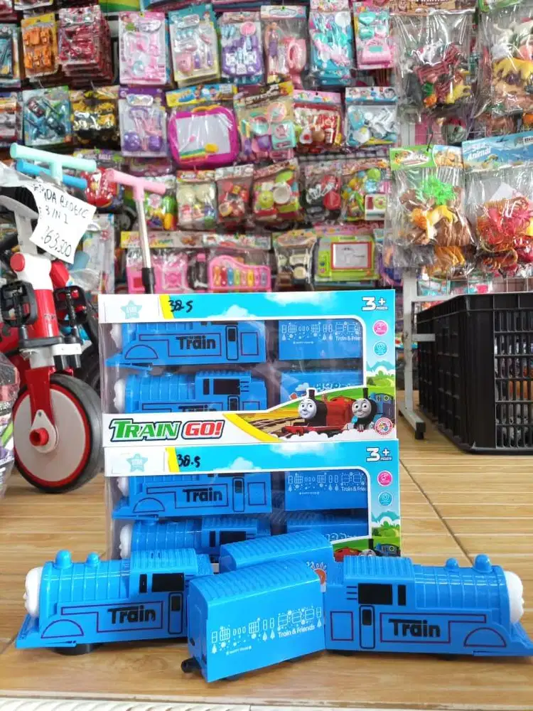 mainan anak kereta thomas baterai