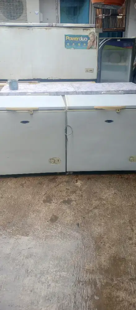 Freezer 200 ltr
