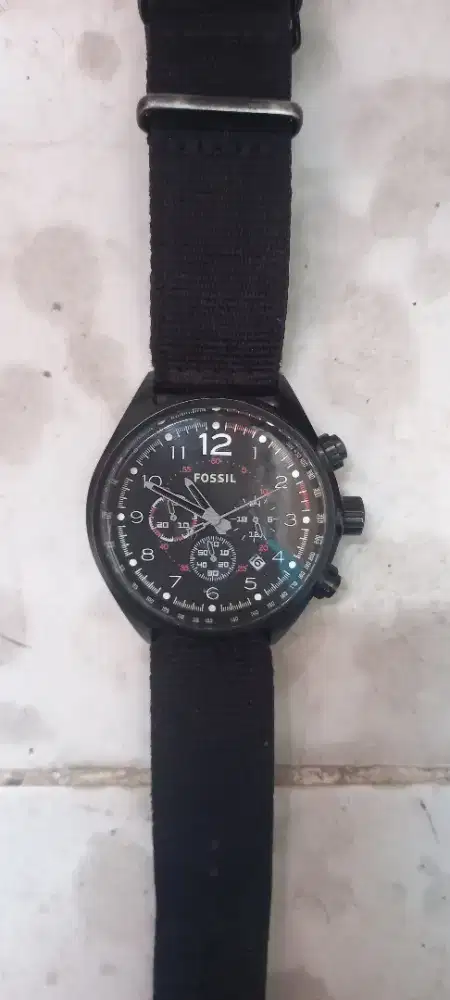 Jam tangan fossil bekas