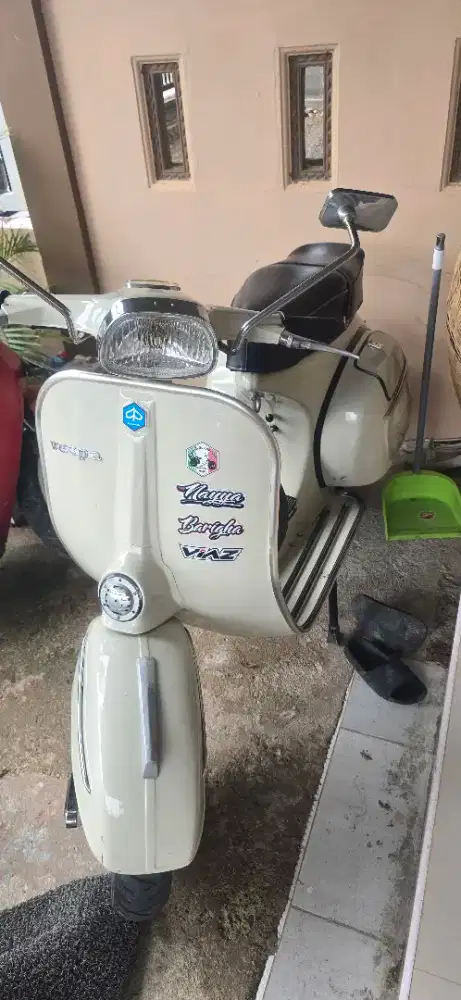 Jual santai Vespa Sprint 1978