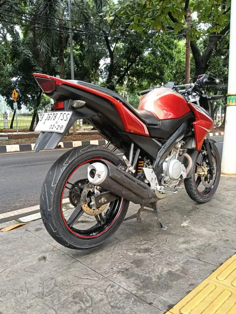 DIJUAL CASH YAMAHA VIXION KS THN 2013 PAJAK OFF SIAP PAKAI
